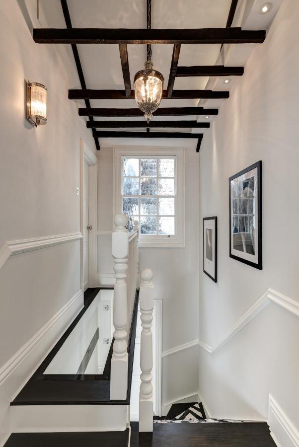 Deluxe Victoria House With Views Over The Historic Pimlico Conservation Area Villa London Exterior photo